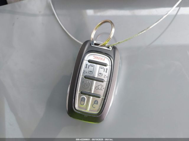 2019 CHRYSLER PACIFICA 2C4RC1BG1KR625031 Photo 10