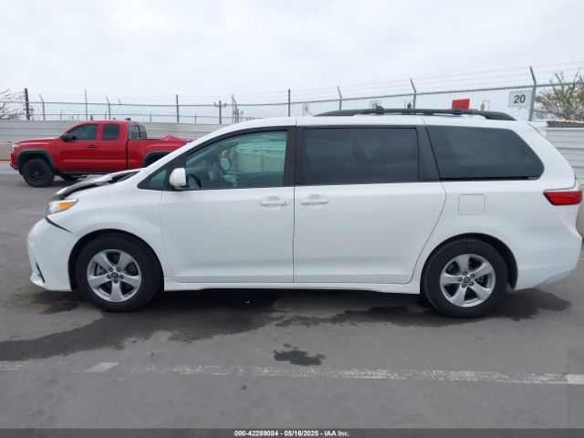 5TDKZ3DC0LS044909 Toyota SIENNA LE