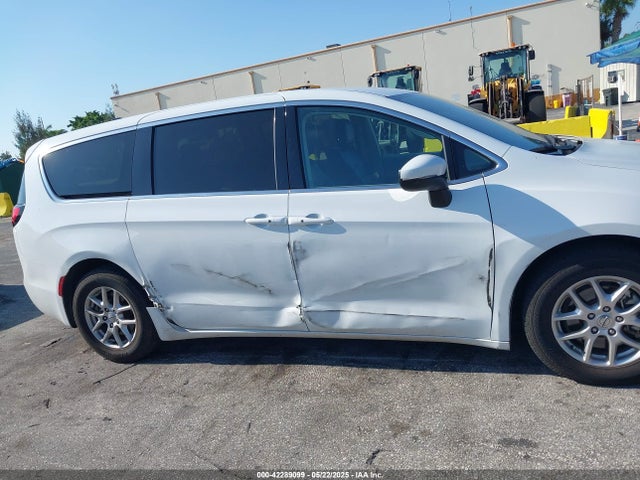 42289099 :رقم المزاد ، 2C4RC1BG9PR624541 vin ، 2023 Chrysler Pacifica Touring L مزاد بيع