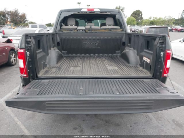 1FTEW1CB3JFE49517 Ford F-150 Xlt