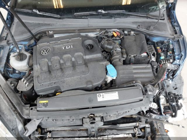 3VW2A7AU5FM015547 Volkswagen Golf Tdi S 4-door