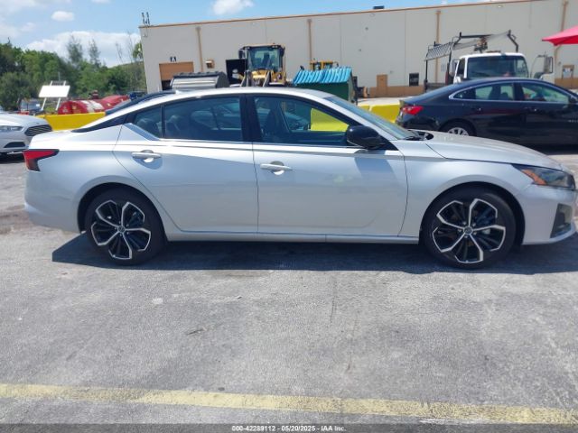 1N4BL4CV6SN360156 Nissan Altima Sr Fwd