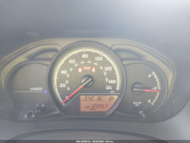 VNKJTUD35FA054329 Toyota YARIS L