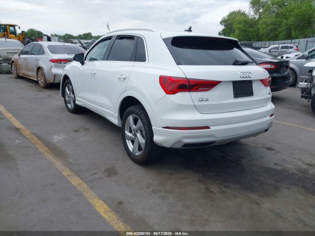 2021 AUDI Q3 WA1AUCF39M1068531 Photo 2