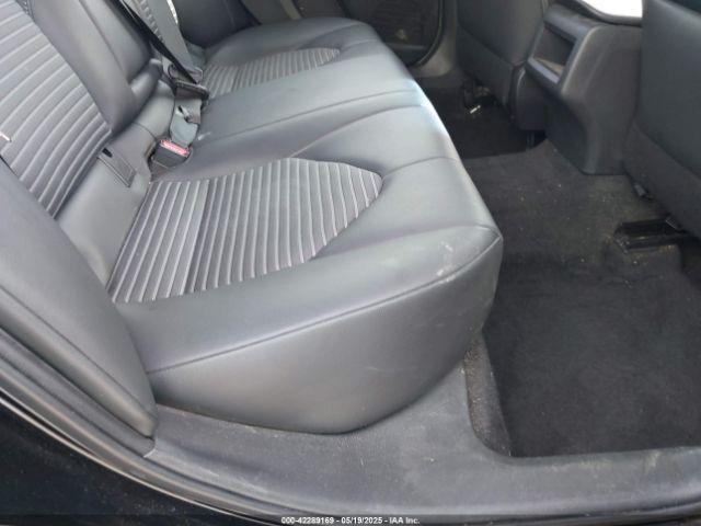 4T1B11HK2KU281694 Toyota CAMRY SE