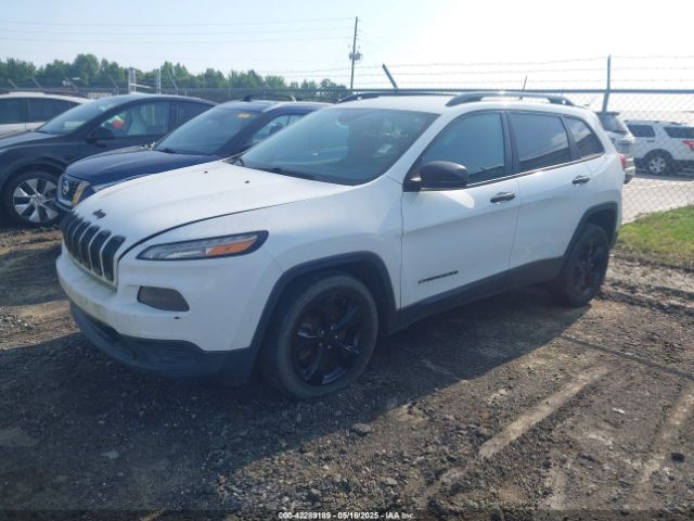 1C4PJLABXGW323881 Jeep Cherokee Altitude