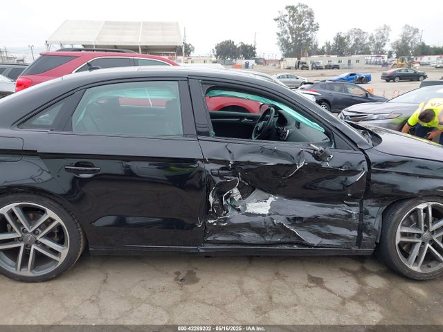 Audi A3 40 Titanium Premium 2019 WAUAUGFF8KA093096 Image 14