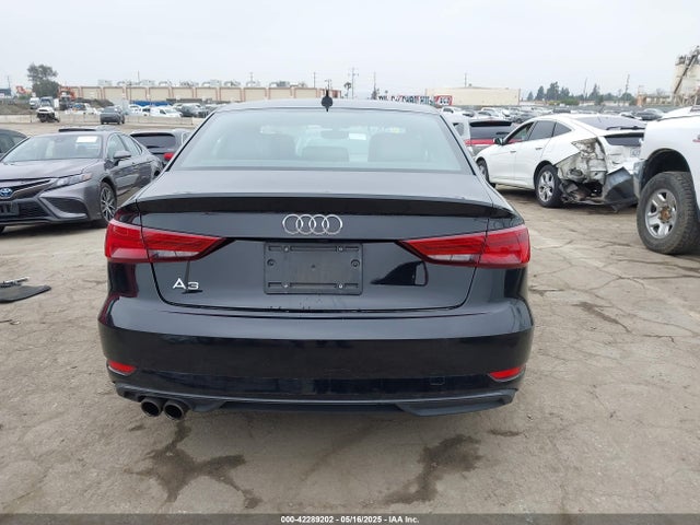 Audi A3 40 Titanium Premium 2019 WAUAUGFF8KA093096 Image 17