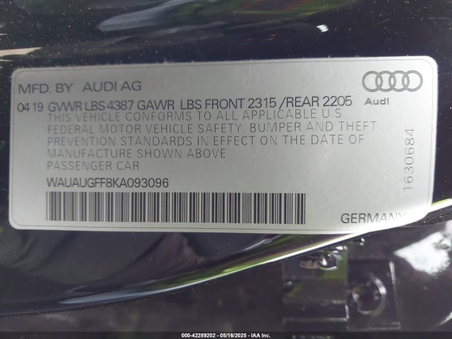 Audi A3 40 Titanium Premium 2019 WAUAUGFF8KA093096 Image 9