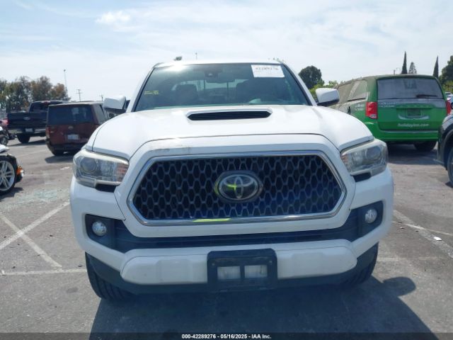 3TMAZ5CN7JM063352 Toyota Tacoma Trd Sport