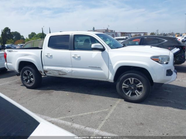 3TMAZ5CN7JM063352 Toyota Tacoma Trd Sport