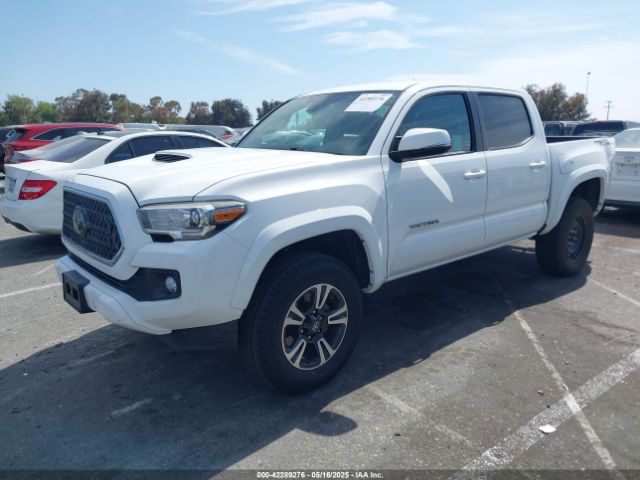 3TMAZ5CN7JM063352 Toyota Tacoma Trd Sport