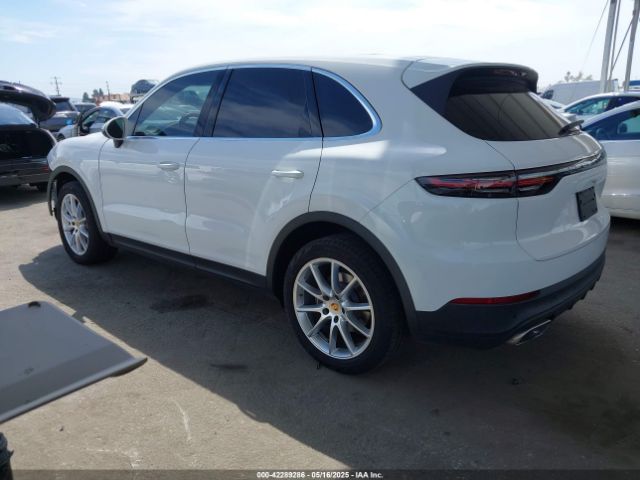 2019 PORSCHE CAYENNE WP1AA2AY3KDA14678 Photo 2