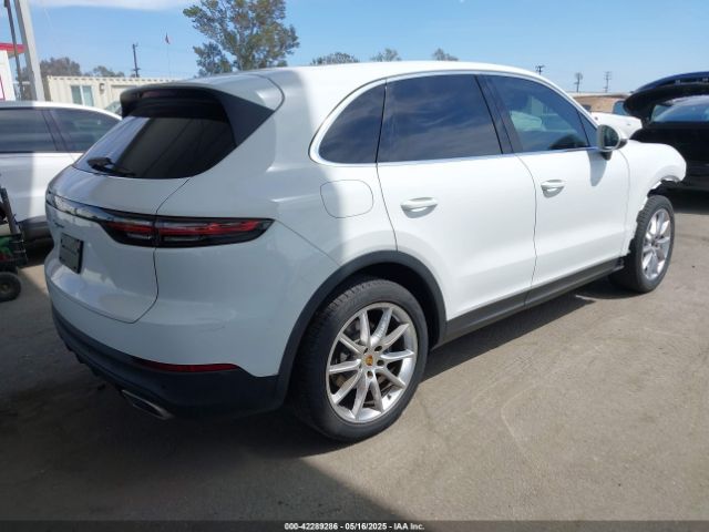 2019 PORSCHE CAYENNE WP1AA2AY3KDA14678 Photo 3