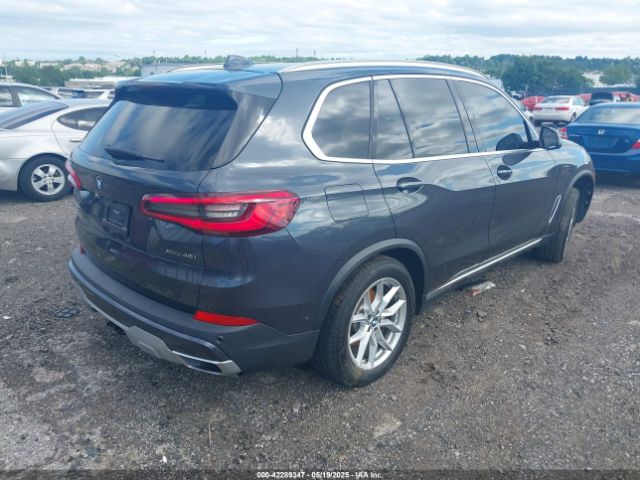 2019 BMW X5 5UXCR6C52KLL40747 Photo 3
