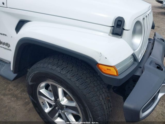 1C4HJXEN3LW243588 Jeep Wrangler Unlimited Sahara 4x4