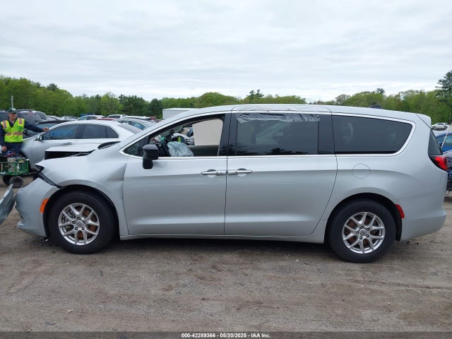 Chrysler Voyager 2024 2C4RC1CG9RR150964 Image 14