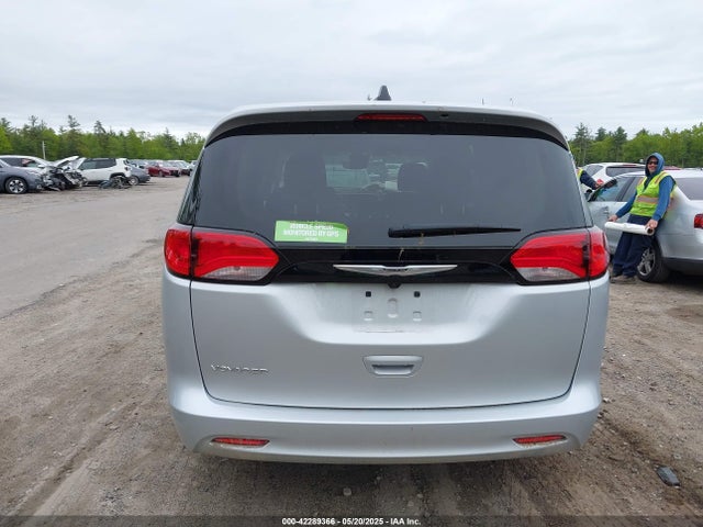 Chrysler Voyager 2024 2C4RC1CG9RR150964 Image 16
