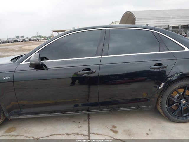 WAUB4AF40JA164810 Audi S4