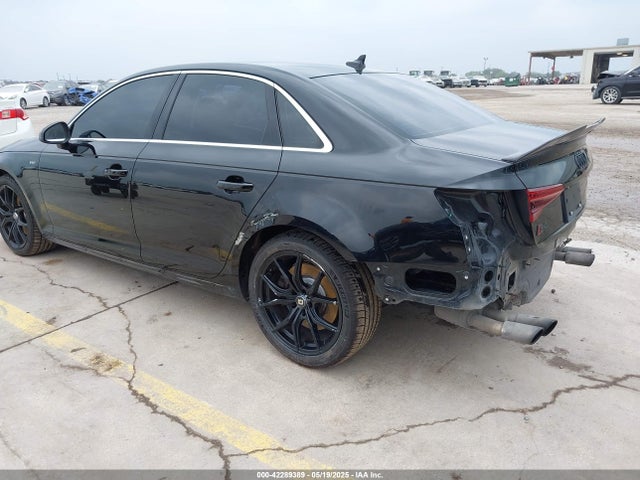 WAUB4AF40JA164810 Audi S4