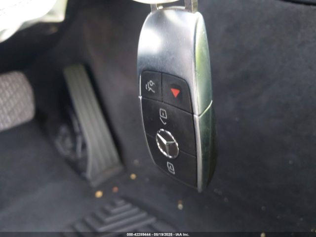 2021 MERCEDES-BENZ C 300 W1KWF8DB0MR610135 Photo 10