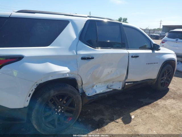 1GNEVKKW2KJ104949 Chevrolet Traverse Premier