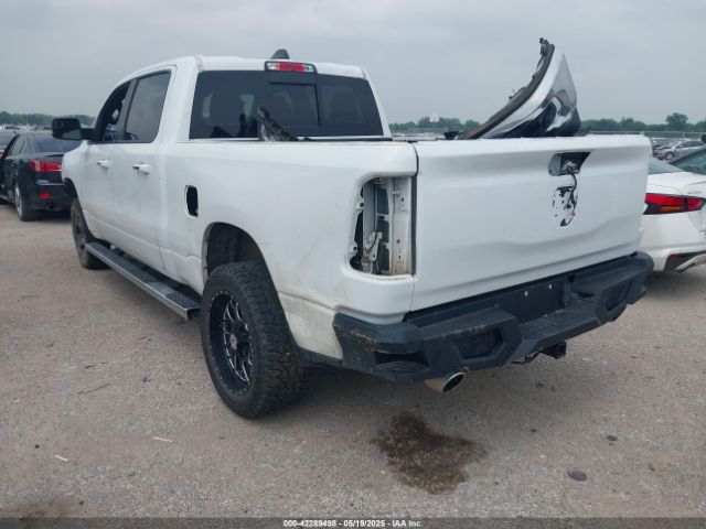 2019 RAM 1500 1C6SRFMT9KN644227 Photo 2