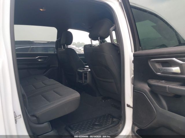2019 RAM 1500 1C6SRFMT9KN644227 Photo 7