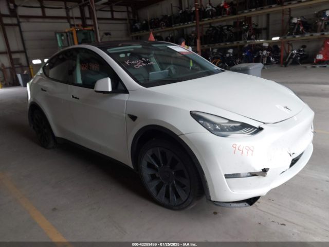 2020 TESLA MODEL Y 5YJYGDEE1LF012853 Photo 0