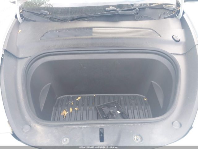 2020 TESLA MODEL Y 5YJYGDEE1LF012853 Photo 9