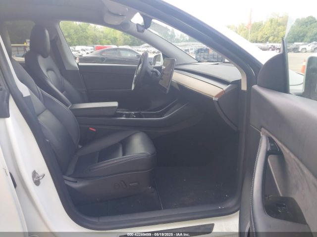 2020 TESLA MODEL Y 5YJYGDEE1LF012853 Photo 4
