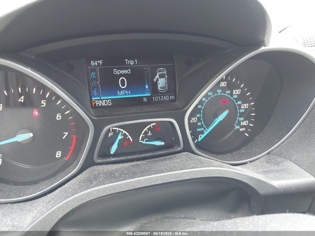 1FMCU9J91GUB35876 Ford Escape Titanium