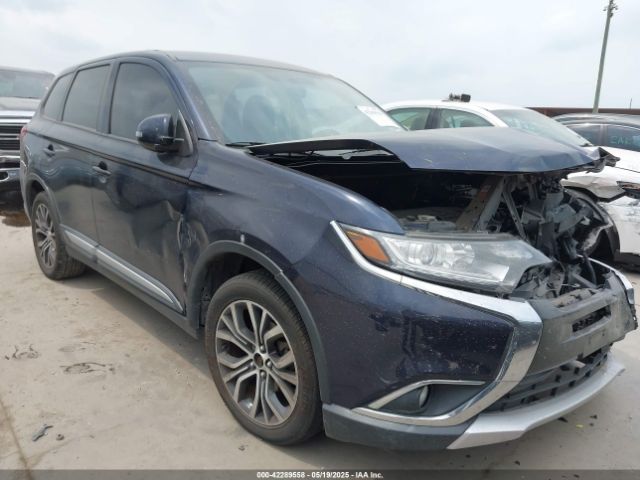 2017 MITSUBISHI OUTLANDER JA4AD3A31HZ065363 Photo 0