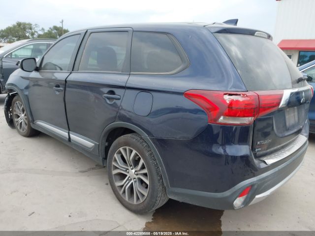 2017 MITSUBISHI OUTLANDER JA4AD3A31HZ065363 Photo 2