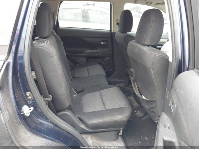 2017 MITSUBISHI OUTLANDER JA4AD3A31HZ065363 Photo 7