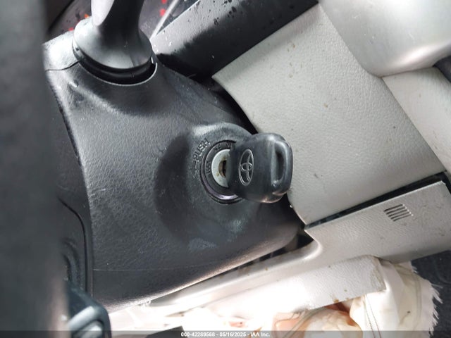 Toyota Highlander Le V6 2014 5TDBKRFH4ES048559 Image 11