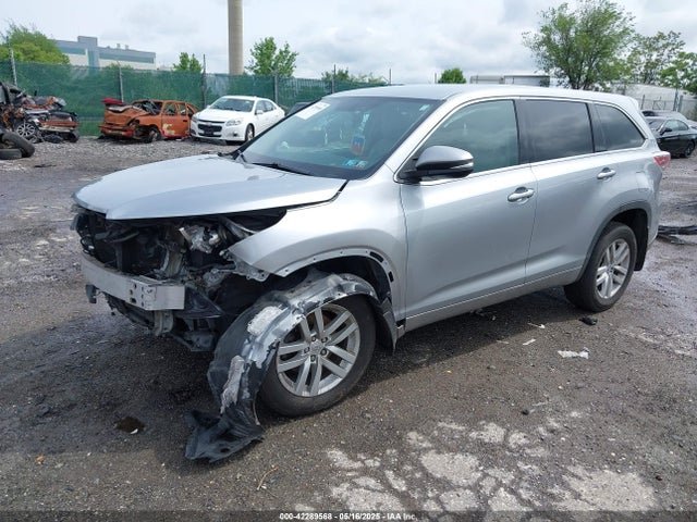 Toyota Highlander Le V6 2014 5TDBKRFH4ES048559 Image 2