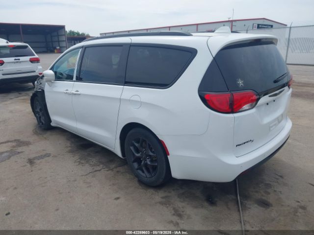2018 CHRYSLER PACIFICA 2C4RC1EG2JR292994 Photo 2