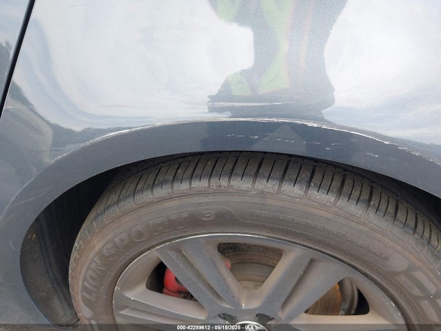 2011 AUDI A4 WAUAFAFL5BN024517 Photo 5