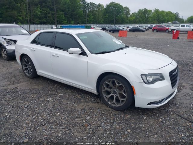 2017 CHRYSLER 300 2C3CCABGXHH617888