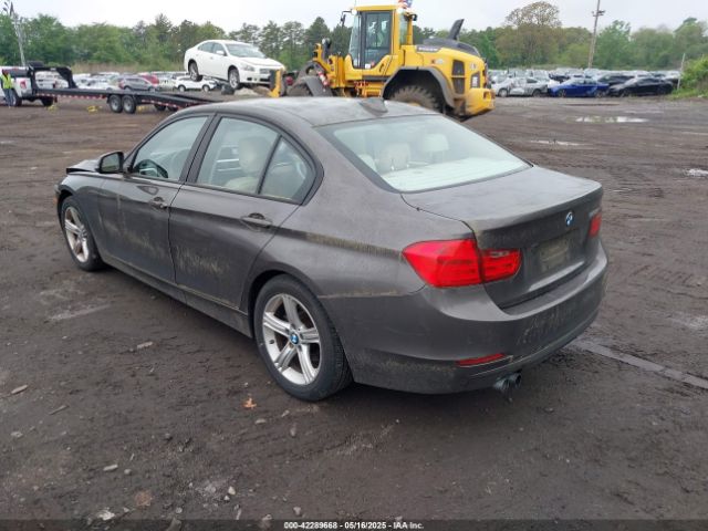 2013 BMW 328I WBA3A5G53DNP24506 Photo 2