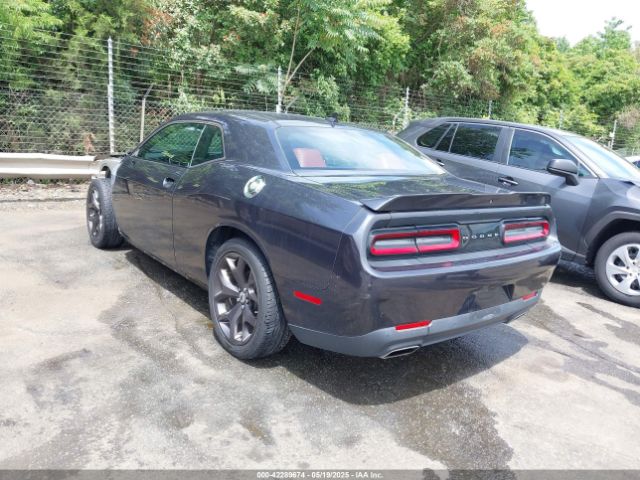 2C3CDZAG1JH143140 Dodge Challenger Sxt Plus