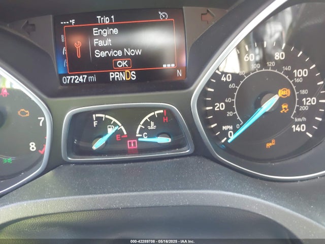 1FMCU0J91HUD85387 Ford Escape Titanium