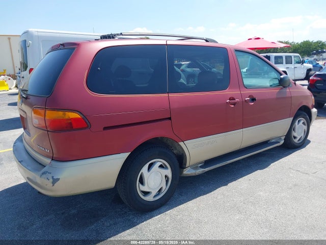 Продаж на аукціоні авто 2000 Toyota Sienna Xle, vin: 4T3ZF13C8YU197573, номер лоту: 42289728