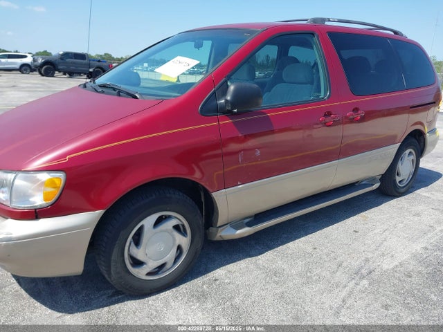 Продаж на аукціоні авто 2000 Toyota Sienna Xle, vin: 4T3ZF13C8YU197573, номер лоту: 42289728