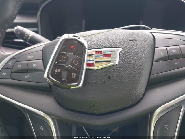 2017 CADILLAC XT5 1GYKNBRS5HZ263810 Photo 10