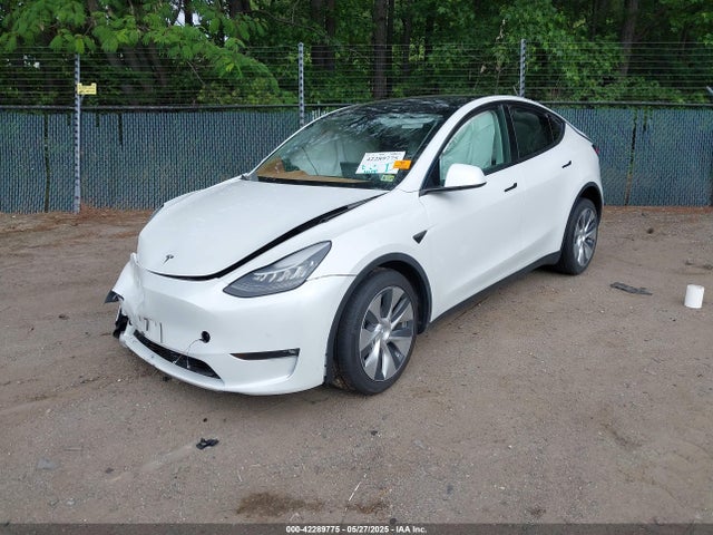 2021 TESLA MODEL Y 5YJYGAED8MF173496 Photo 1