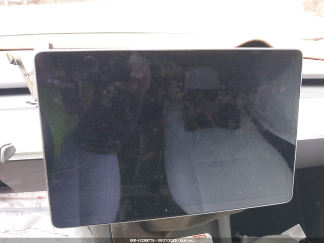 2021 TESLA MODEL Y 5YJYGAED8MF173496 Photo 6