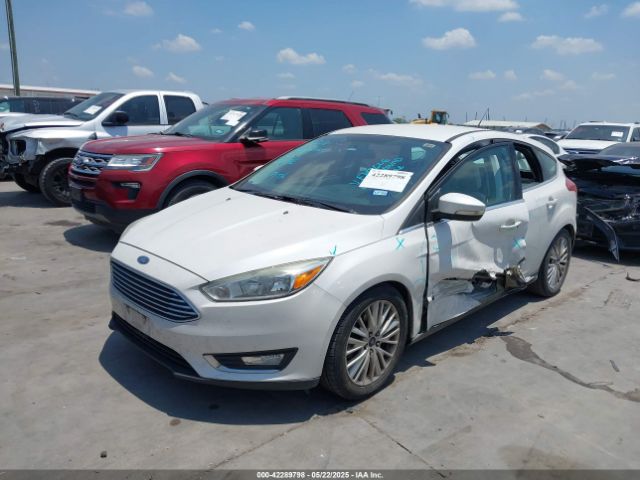 1FADP3N24GL340470 Ford Focus Titanium
