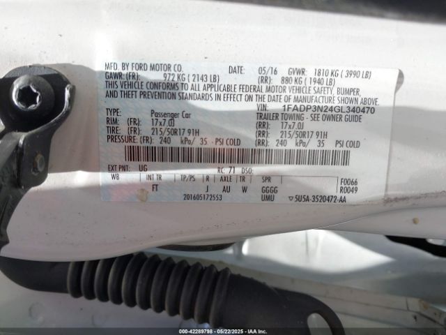 1FADP3N24GL340470 Ford Focus Titanium